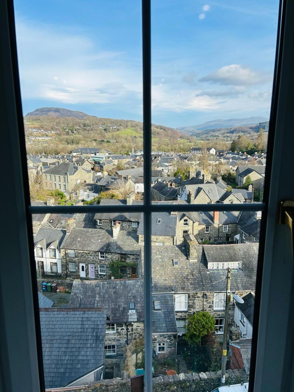 Dolgellau Grand Heights Apt Exterior photo