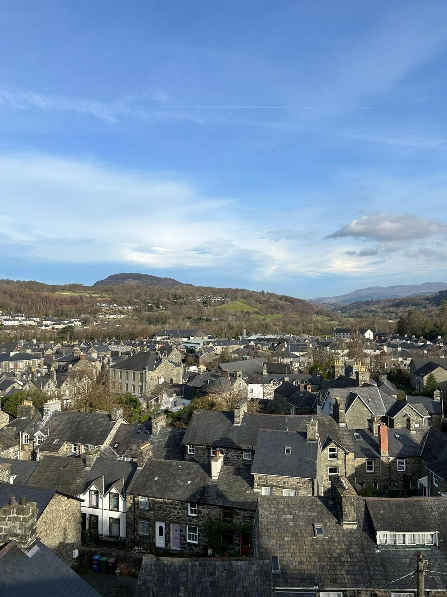 Dolgellau Grand Heights Apt Exterior photo